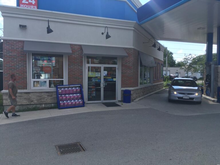 Storefront of Ultramar